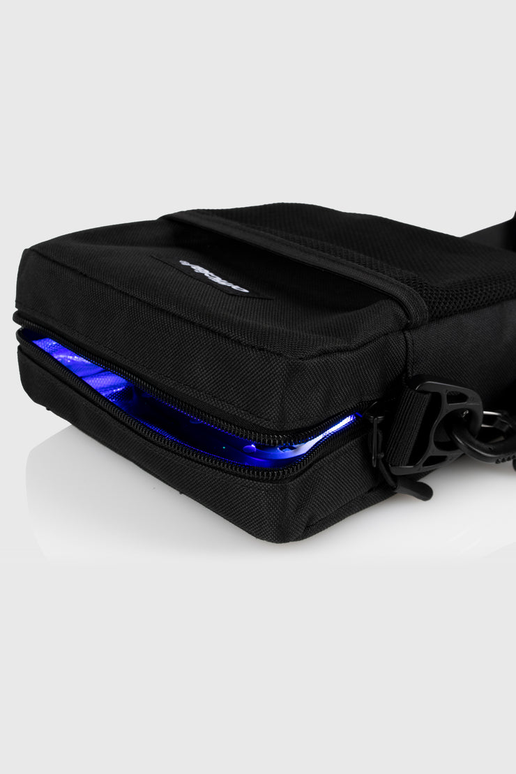 UV-C Light Emitting Shoulder Bag